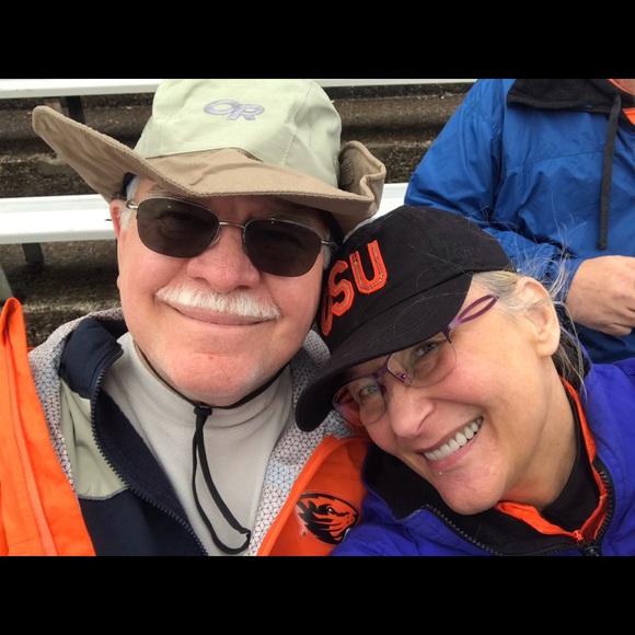 CLOSET CLOSED INDEFINITELY - Picture 3 of 4